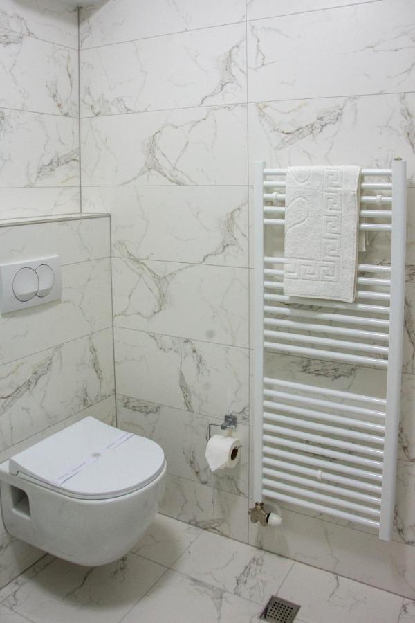 Seasons Hotel Струга Екстериор снимка