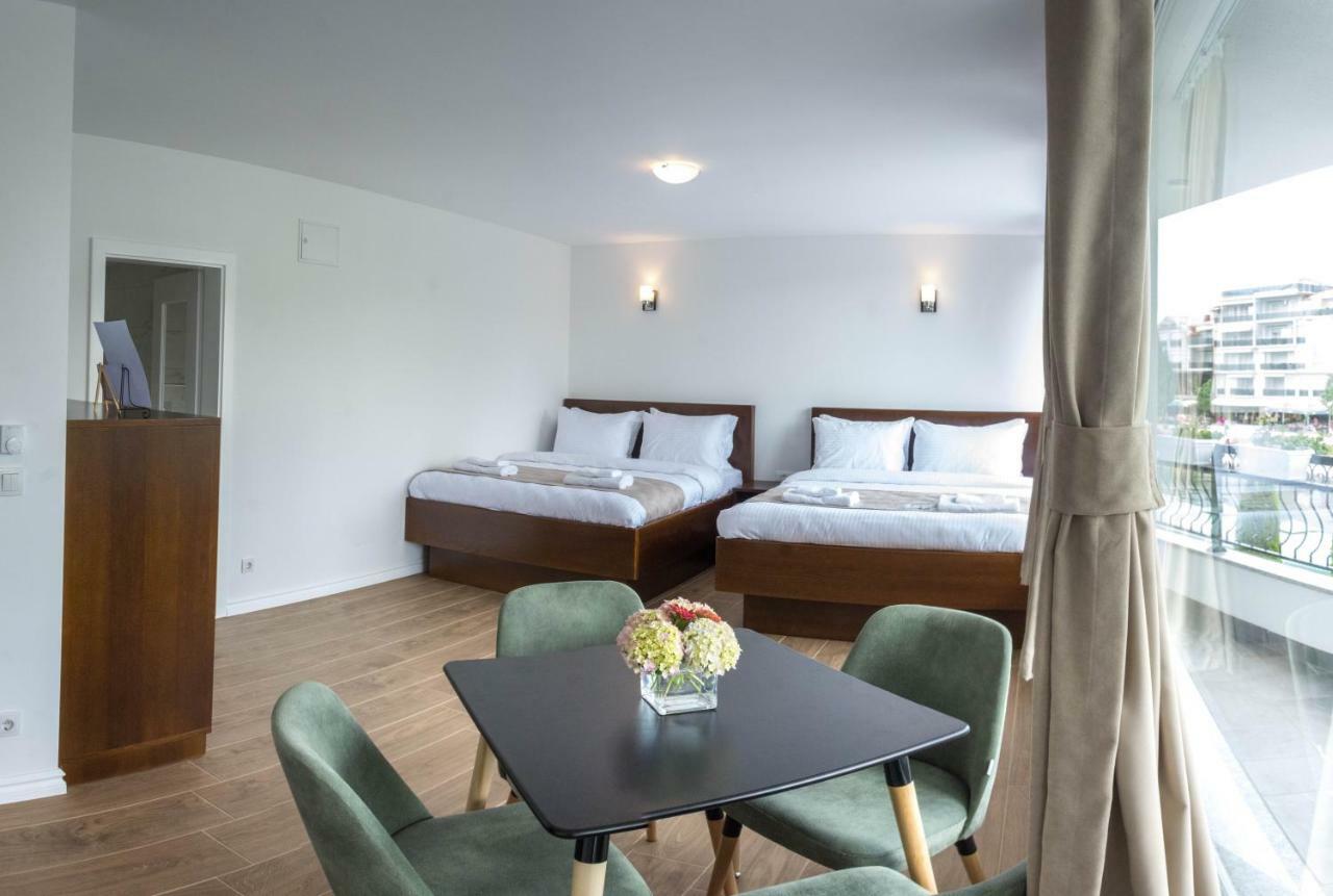 Seasons Hotel Струга Екстериор снимка