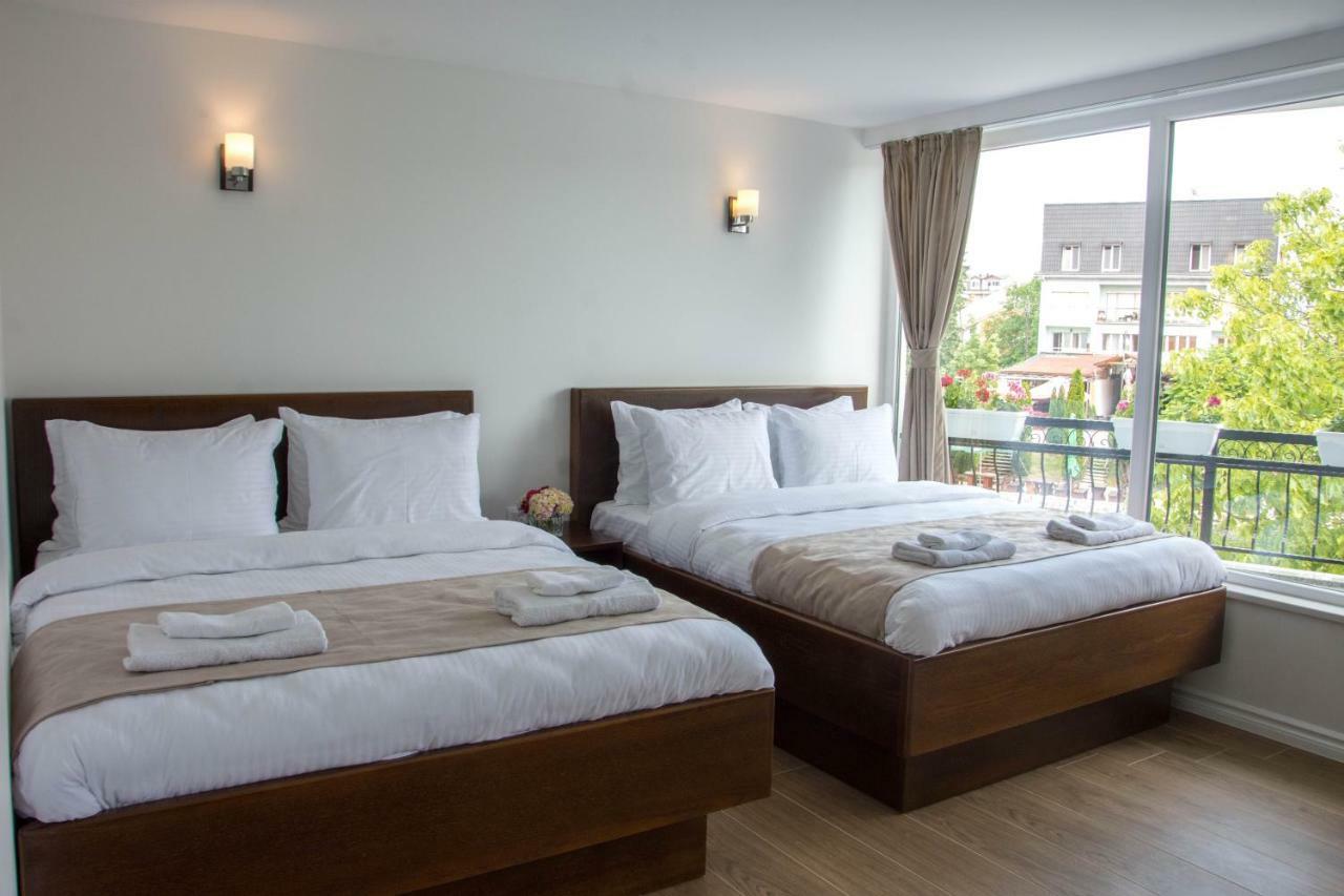 Seasons Hotel Струга Екстериор снимка